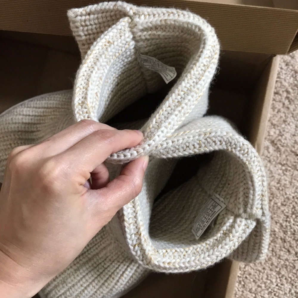 Comfy winter Ugg boots 6 - Picture 7 of 8